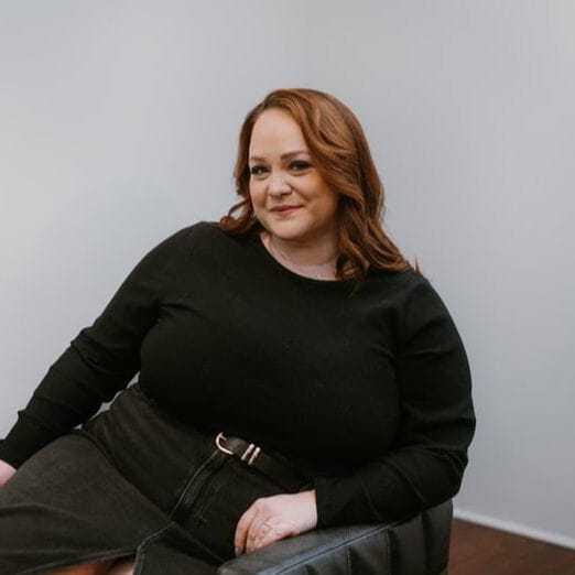 Portrait of Samantha, a professional stylist at The Gloss Society, showcasing their expertise and style.